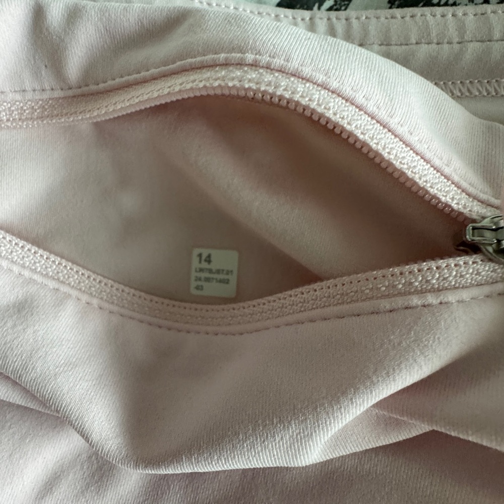 Lululemon Strawberry Milkshake Speed Up Short - Picture 4 of 5